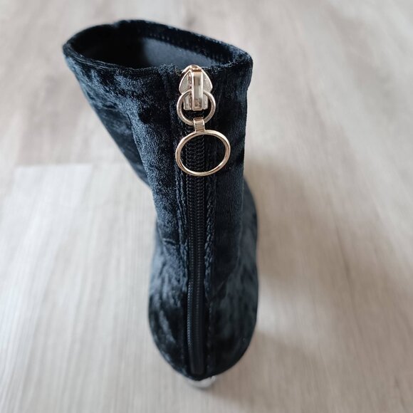 Design Lab Black Velvet Ankle Boots Size 8 - Style Tandi - Picture 7 of 8